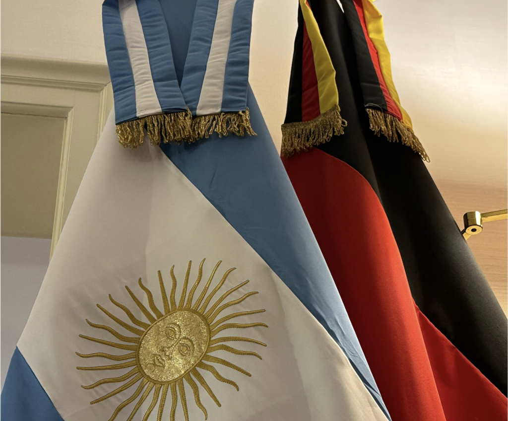 Voto por correo para los Argentina en el Exterior